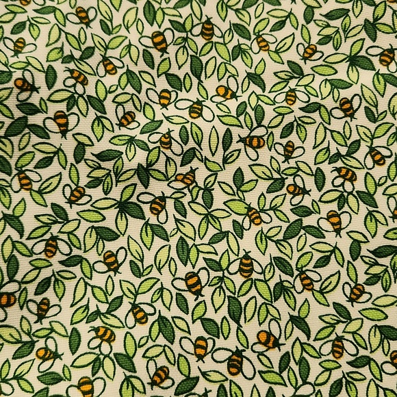Spectrum Fabrics Busy Bees Cotton Fabric Bundle Of 3 Pieces - Picture 2 of 12
